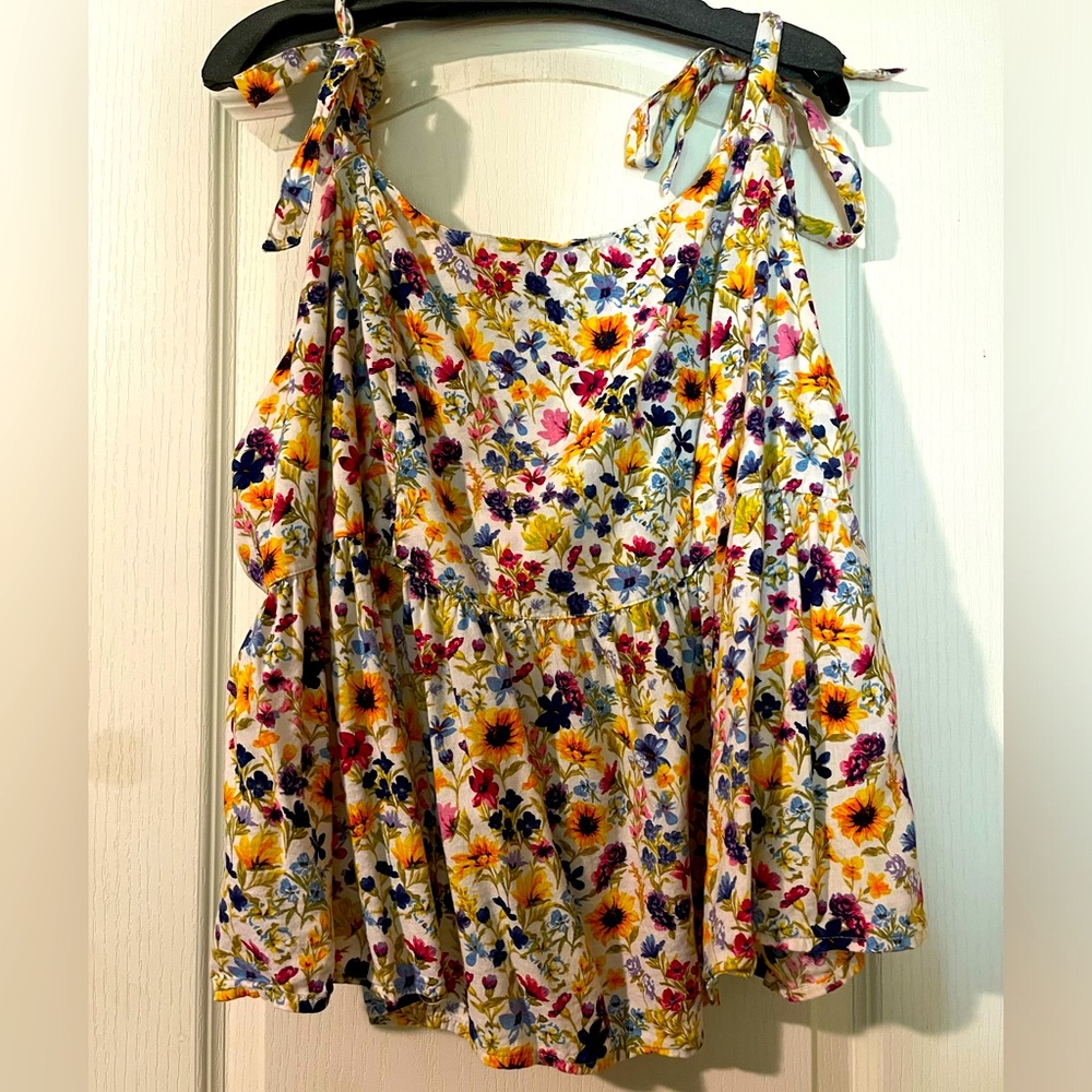 Tie strap tank top